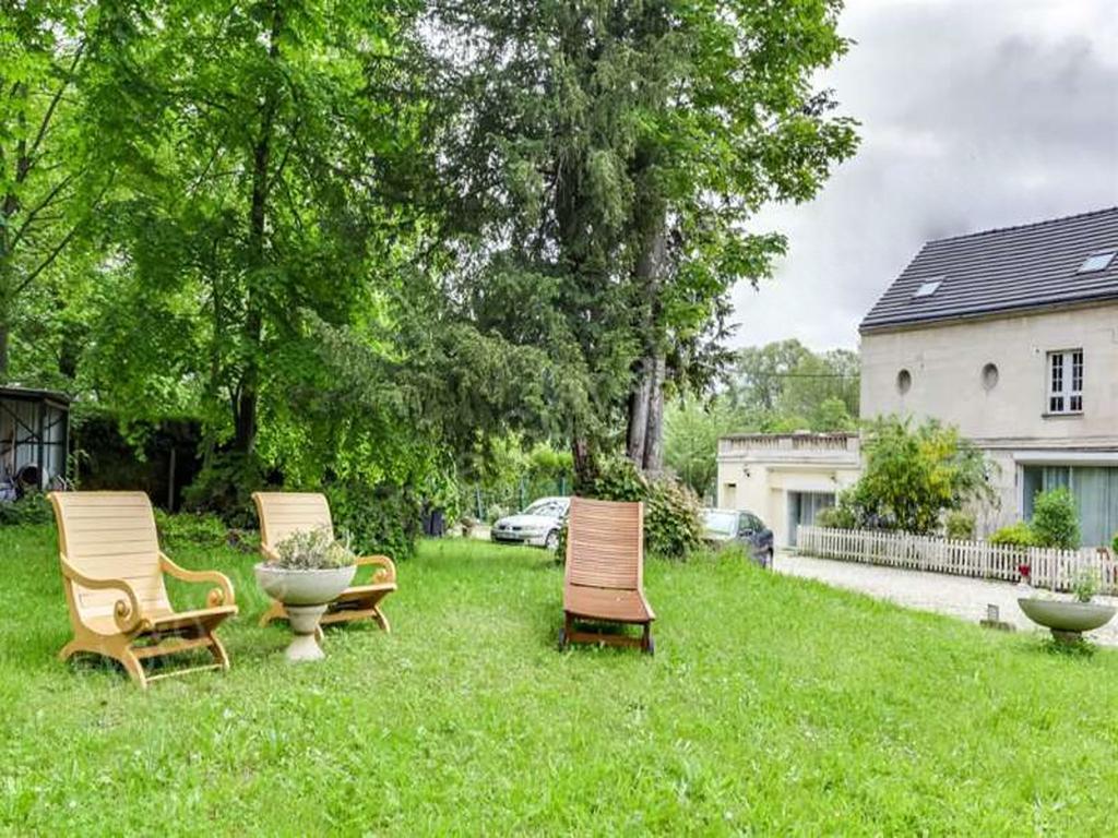 Top' Appart Hôtel Pont-Sainte-Maxence Exterior foto